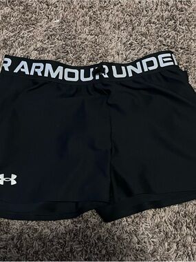 Under Armour Women’s Black Performance Logo Waistband Shorts